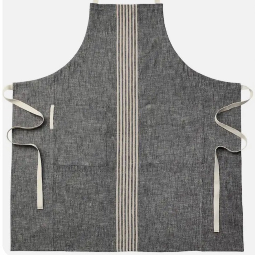IKEA Gray Cotton & Linen Apron. Style: Mariatheres.